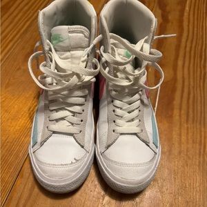 nike blazers mid 77’ vintage pastel